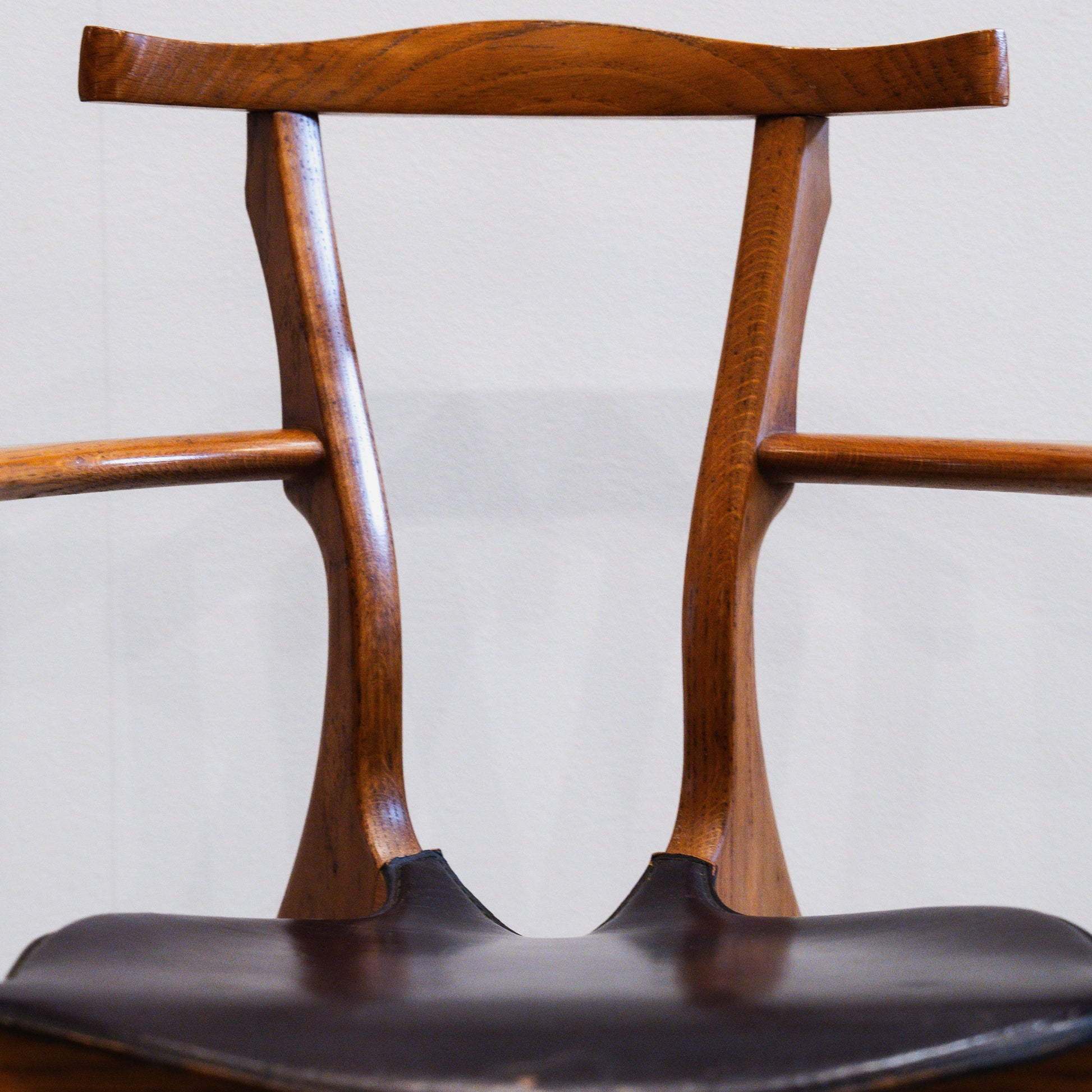 GAULINO CHAIR – Gallery Cafe KAKERU GAULINO CHAIR – Gallery Cafe KAKERU