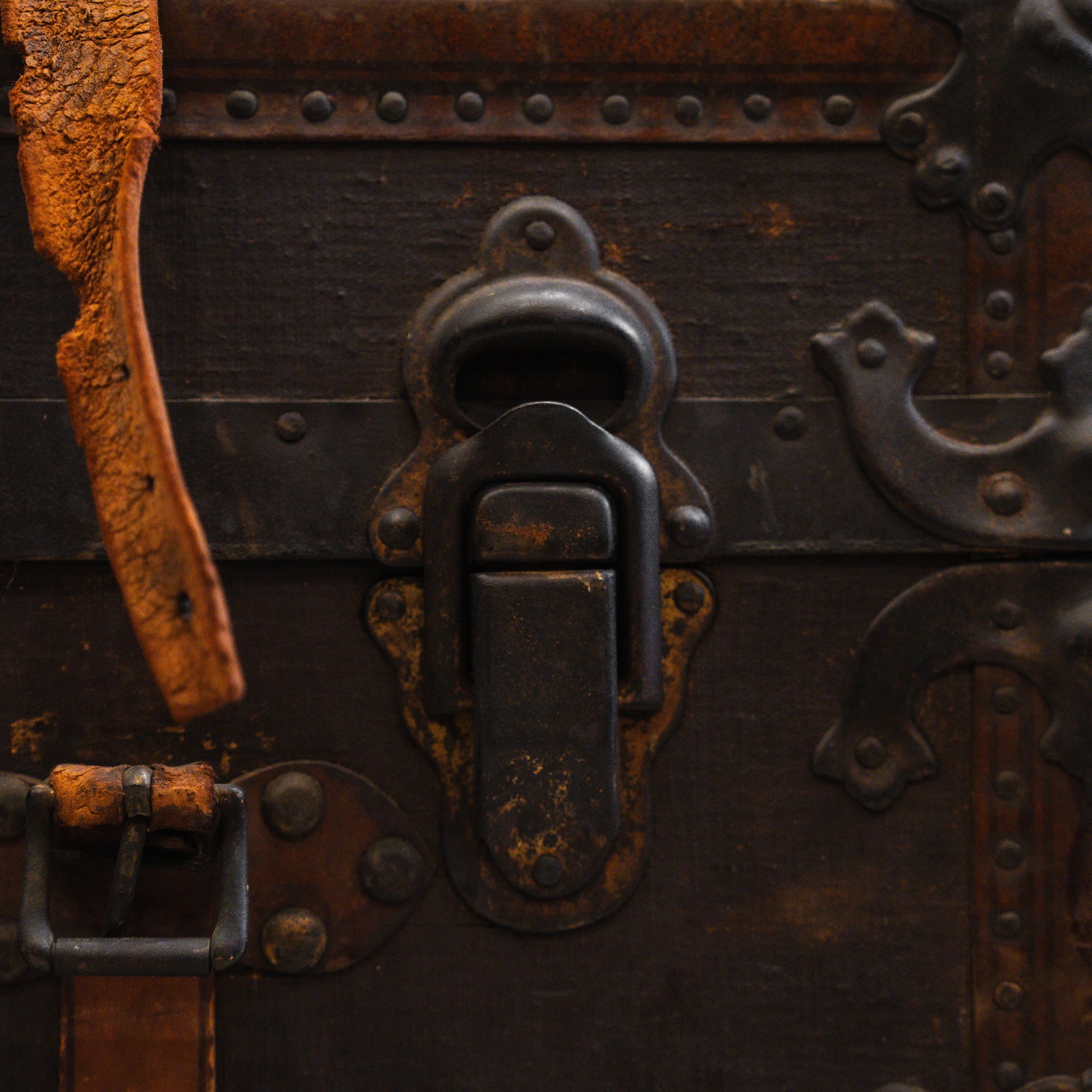 米カーキ アンティーク USA製 船舶 トランク キャビネット Box USA船舶 米カーキ アンティーク USA製 船舶 トランク キャビネット Box USA船舶